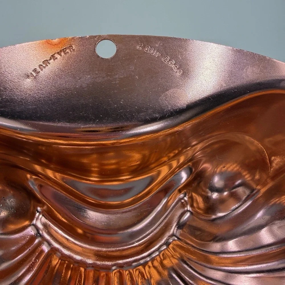 Vintage Wearever 6 Cup 2990 Aluminum Copper Tone Shell Mold Jello Gelatin Oval